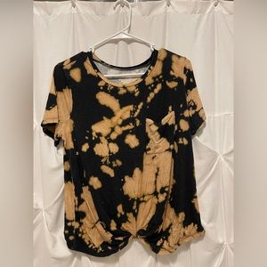 Black and gold tie die shirt